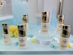 EL　エアリーリクイッドファンデーション　2026年2月